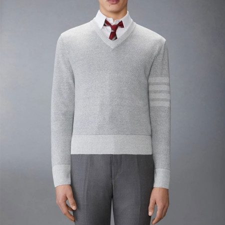 🍀 [THOM BROWNE] 톰브라운 밀라노 4바 울 V넥 니트 🍀 #2567