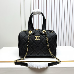 CHANEL 캐비어 퀼팅 미니 보스턴 토트백