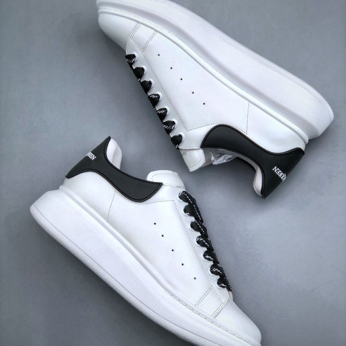 알렉산더 맥퀸(Alexander McQueen) 스니커즈