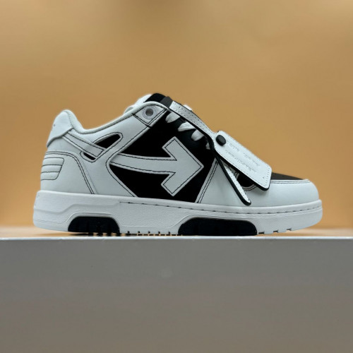 Off-White(오프화이트) 