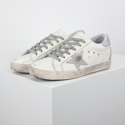 골든구스(Golden Goose) Super Star — '슈퍼스타' 빈티지 스니커즈