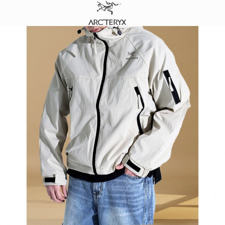 아크. 팔포켓 윈드 집업