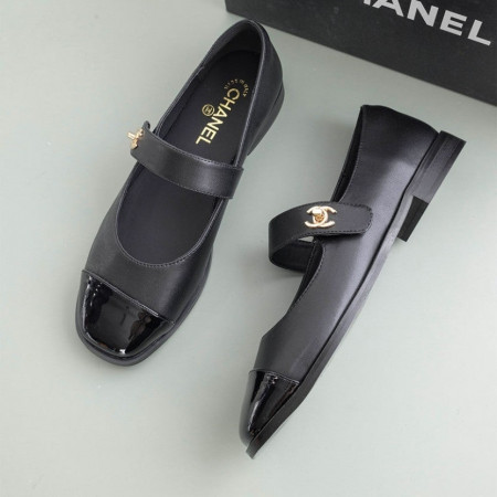 샤넬 [Chanel] CC 턴락 메리제인 플랫 슈즈
