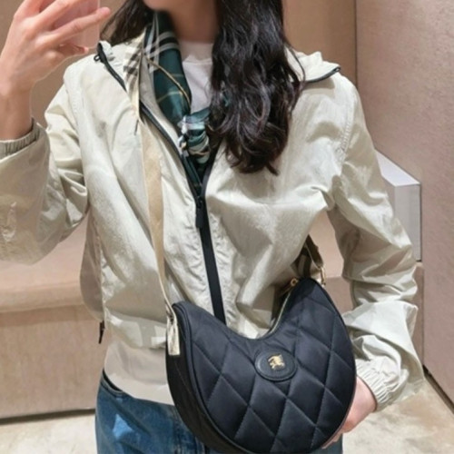 버버리 홀스슈 크로스바디 백​ #12348