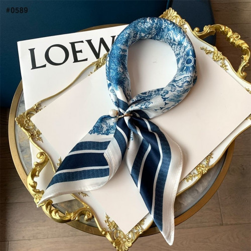 [DIOR] 크리스찬 디올 뜨왈 드 주이 리버스 실크 스퀘어 스카프 #0589