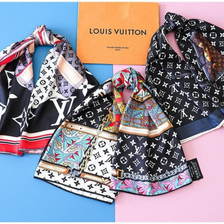 [LOUIS VUITTON] 루이비통 체인 벨트 백 모노그램 실크 스퀘어 스카프 #12193