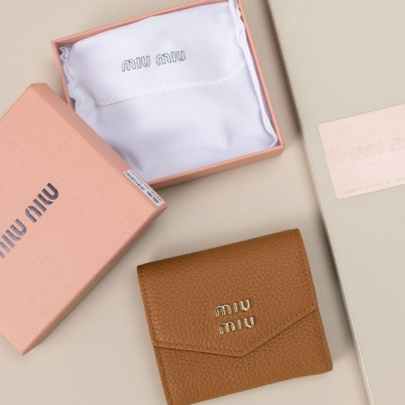 미우미우 [MIU MIU] 수입프리미엄급 미우미우 가죽 반지갑